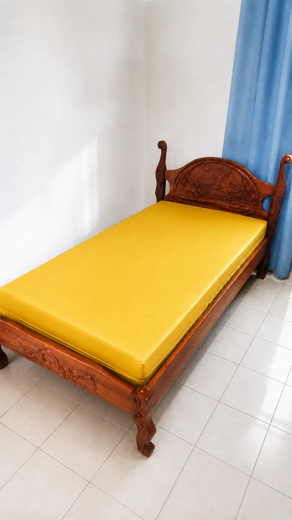 Colchón Espuma Ortopédica Impermeable Extra Resistente Amarillo